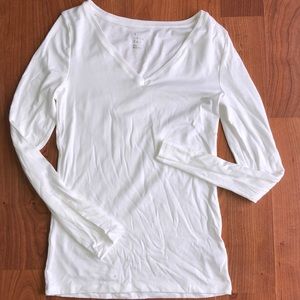 Long sleeve v neck